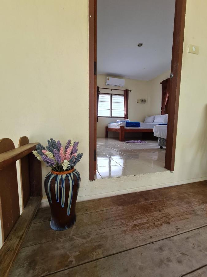 Phangan Villa Bungalows 통살라 외부 사진