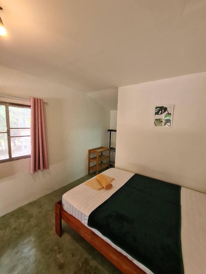 Phangan Villa Bungalows 통살라 외부 사진